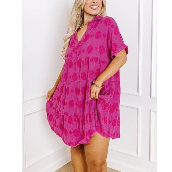 Umgee Dresses & Skirts - Umgee Tiered Babydoll Dress 1XL Mini Textured Polka Dot Dolman Boho Magenta Pink